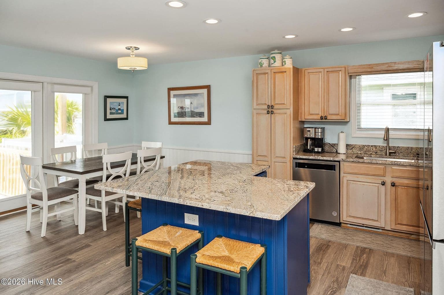 2330 W Beach Drive - Image 2