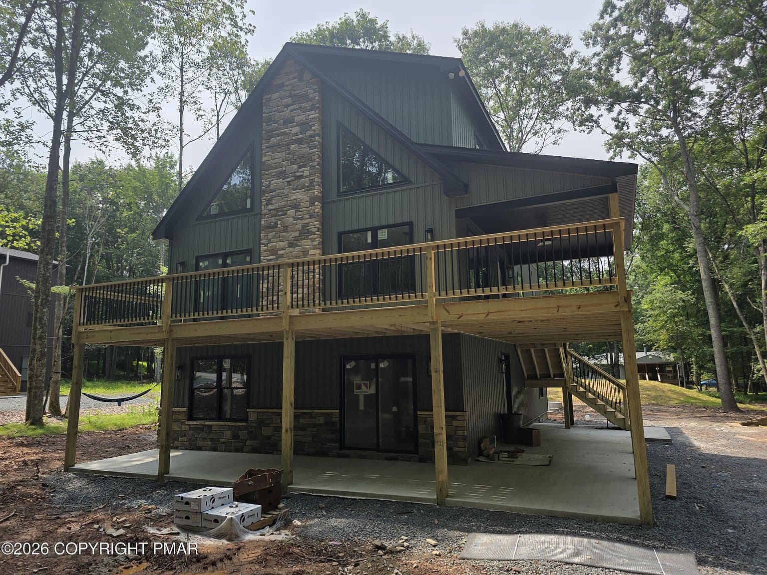 165 Keats Ln