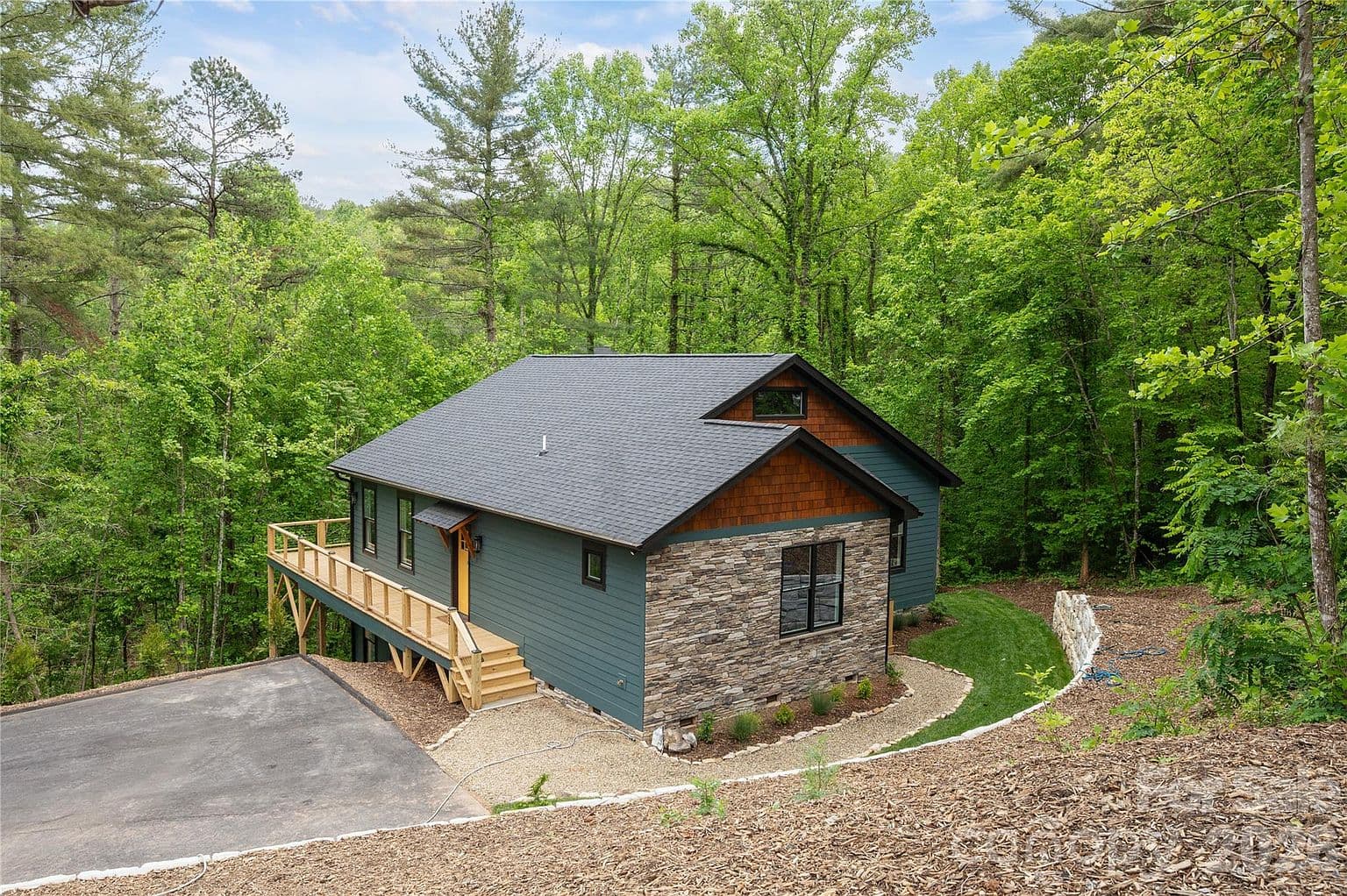 22 Deep Woods Rd - Image 2