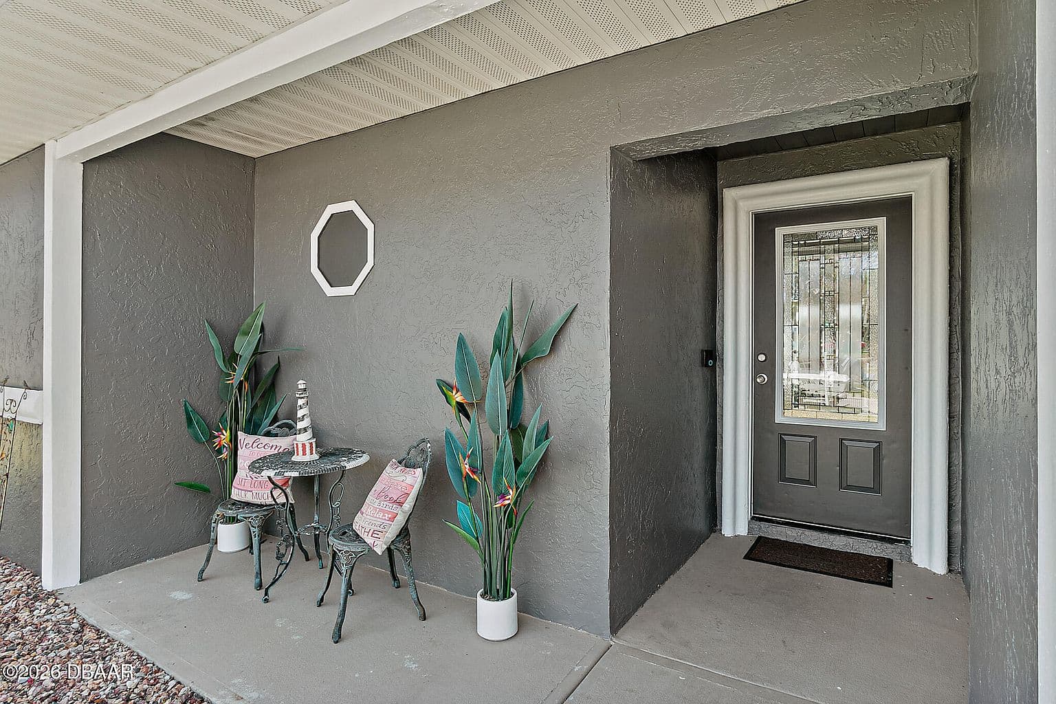 589 Clairmont Ln - Image 3