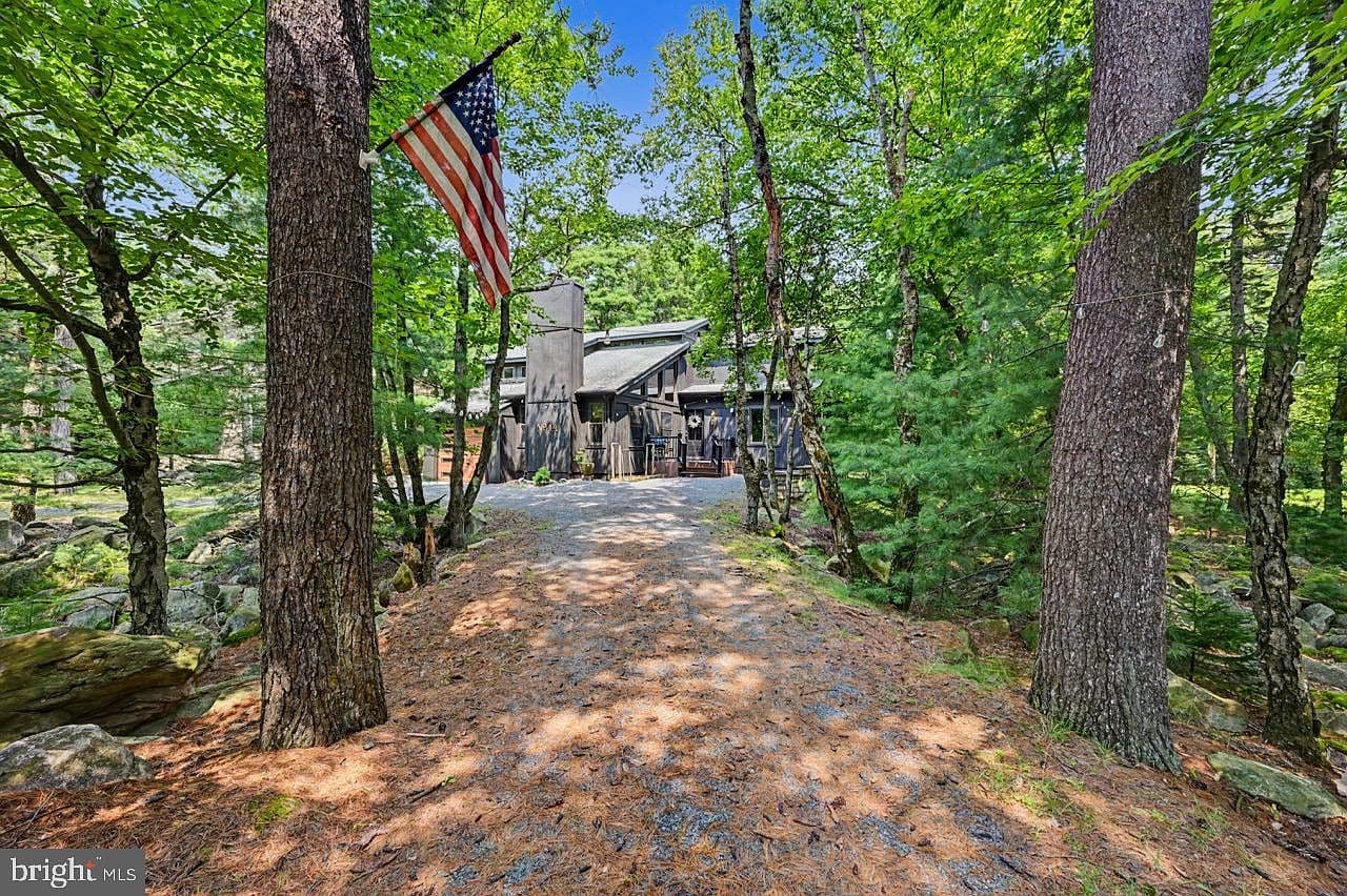 44 Chestnut Rd