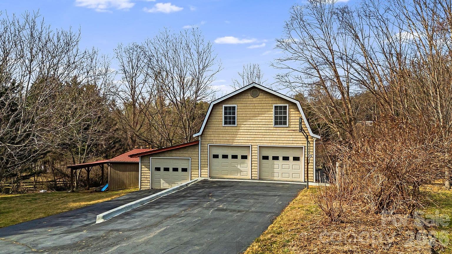 1236 Upper Brush Creek Rd - Image 3