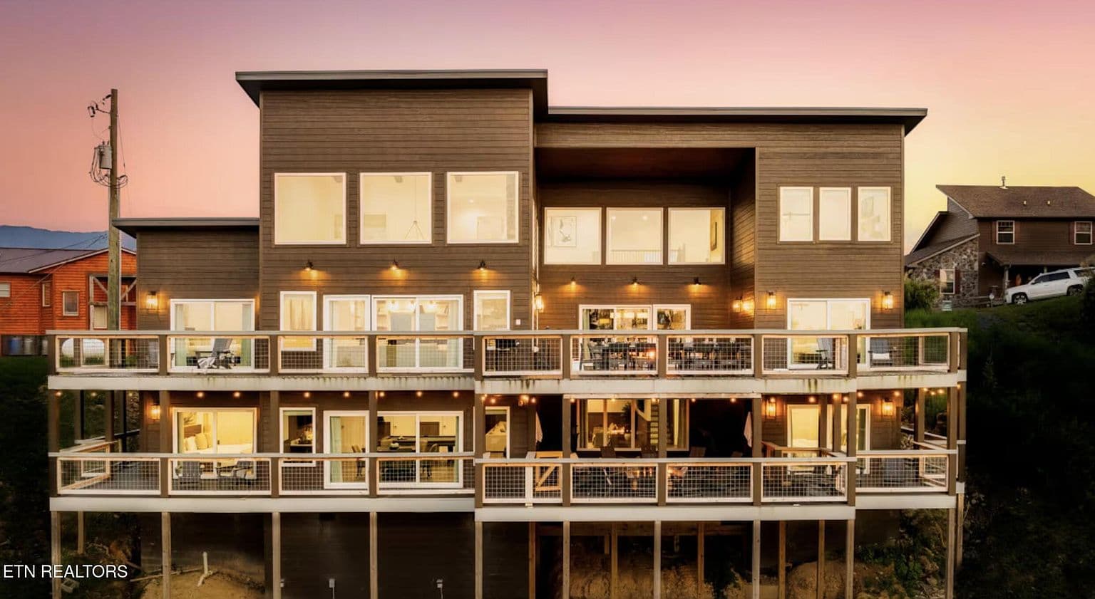 712 Bear Walk Way - Image 3