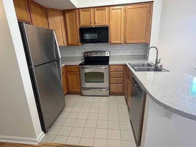 4595 Girvan Dr. #1d — photo 5