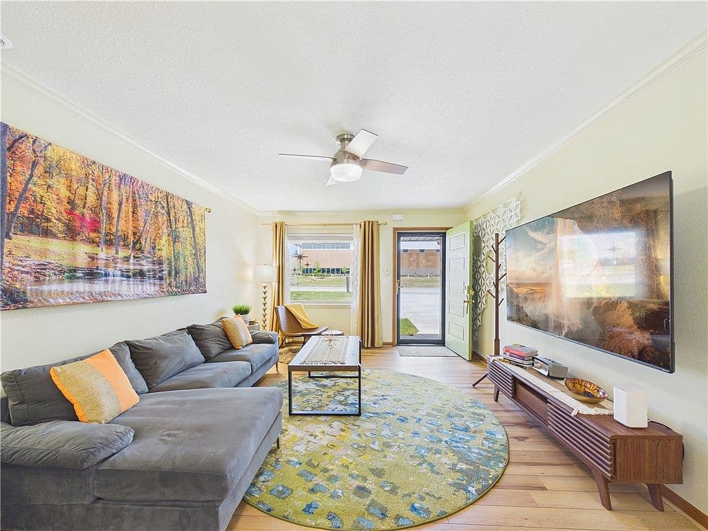 1219 S 5th St - Image 3