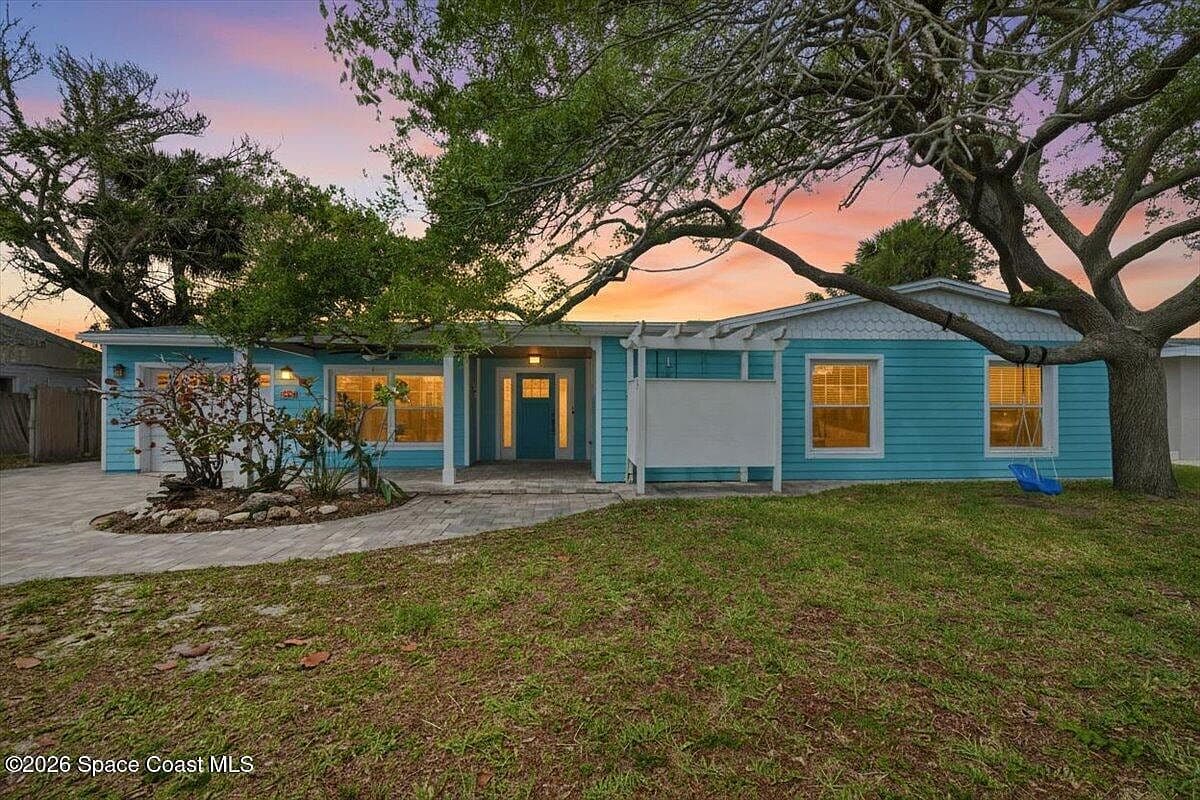 433 Blakey Blvd