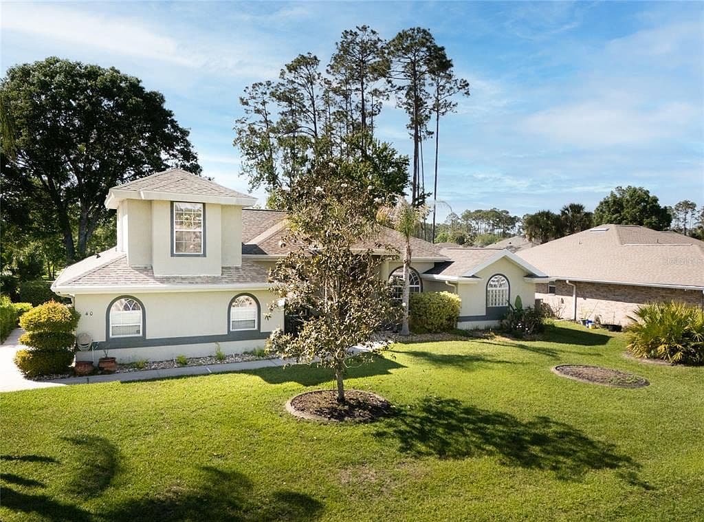 40 Edgewater Dr - Image 3