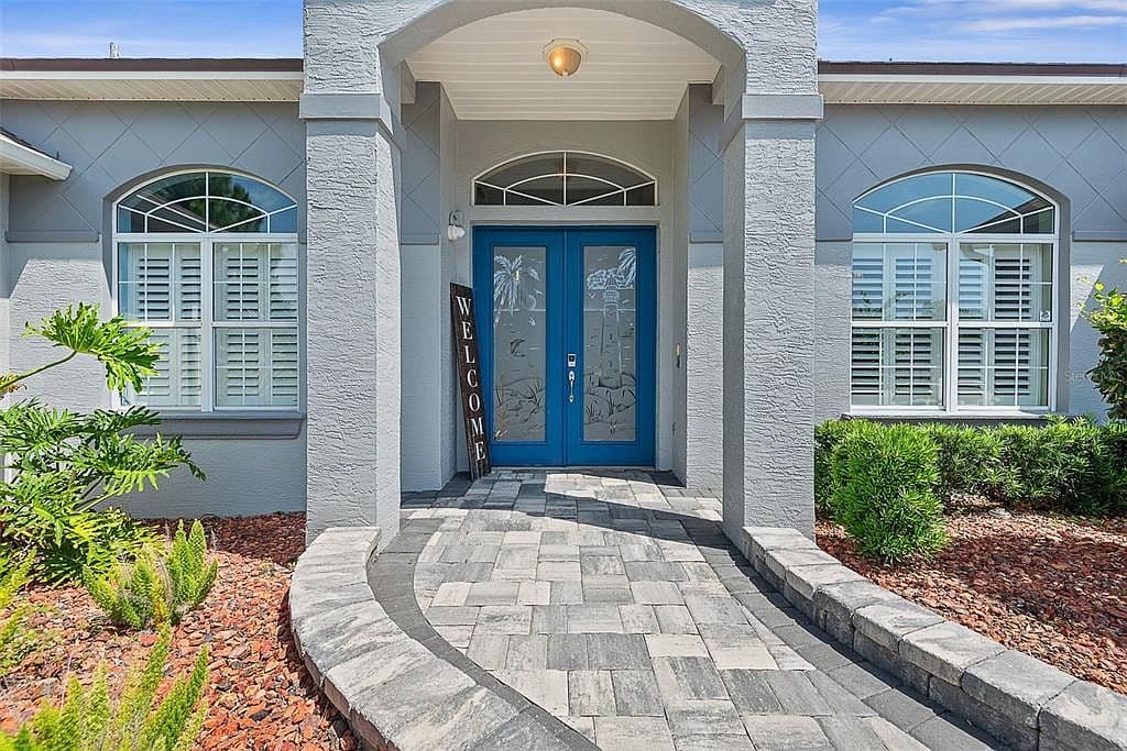 72 Club House Drive - Image 3