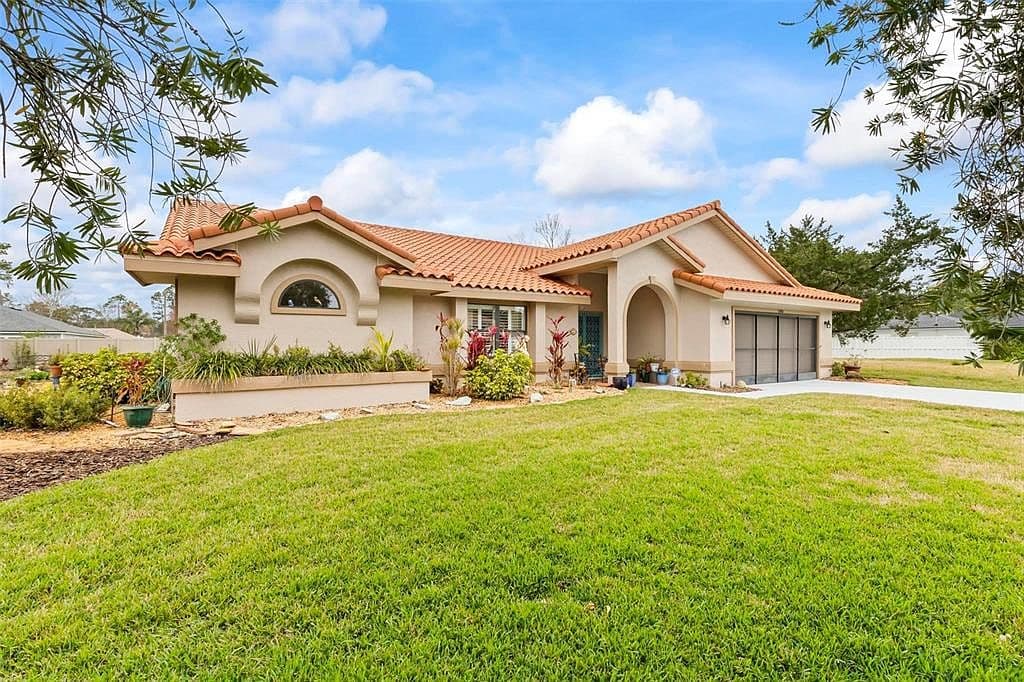 130 Bayside Drive - Image 2