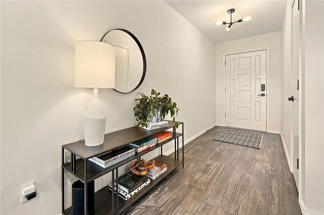 2302 Se 16th St - Image 2