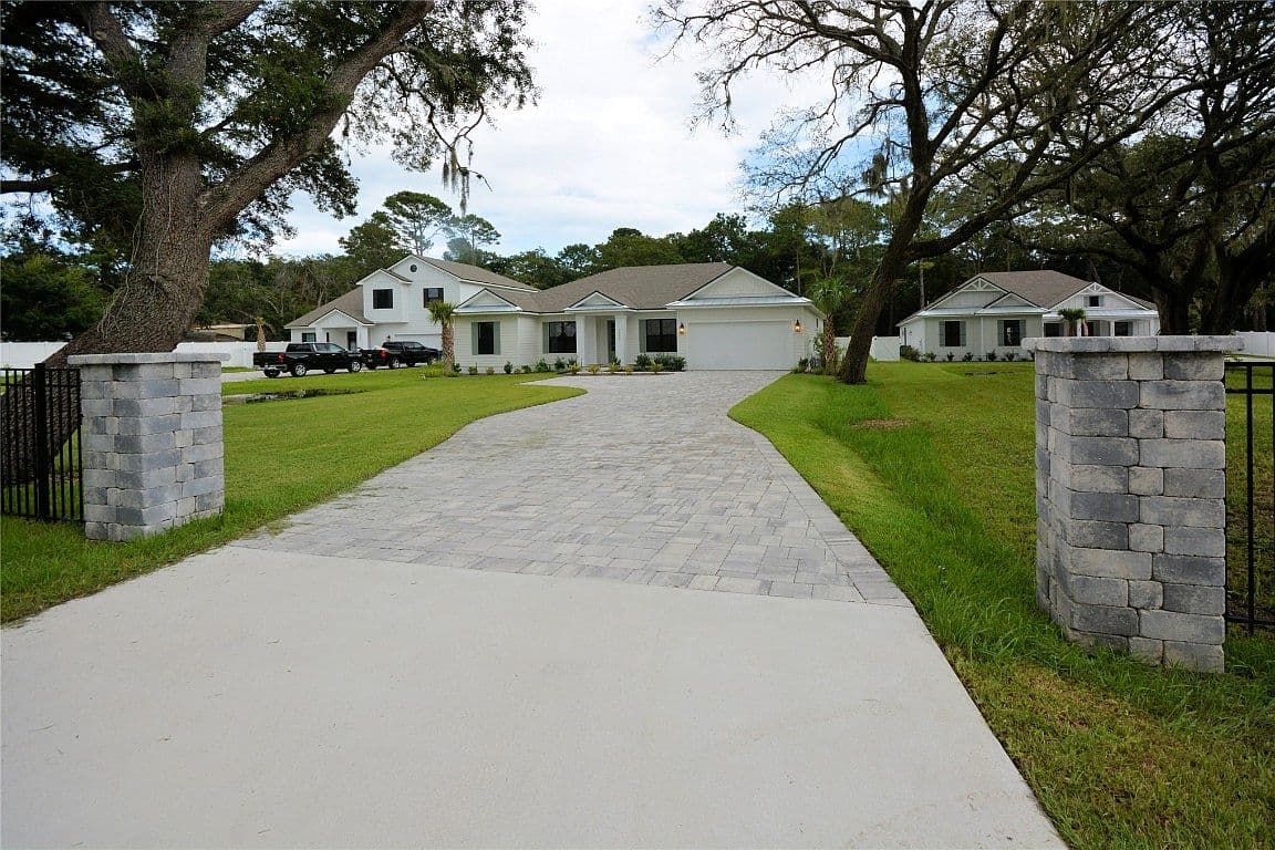 2646 Bailey Rd - Image 2