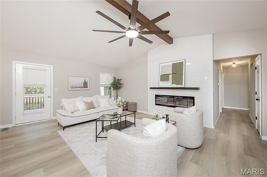 1298 Golden Gate Ln — photo 6