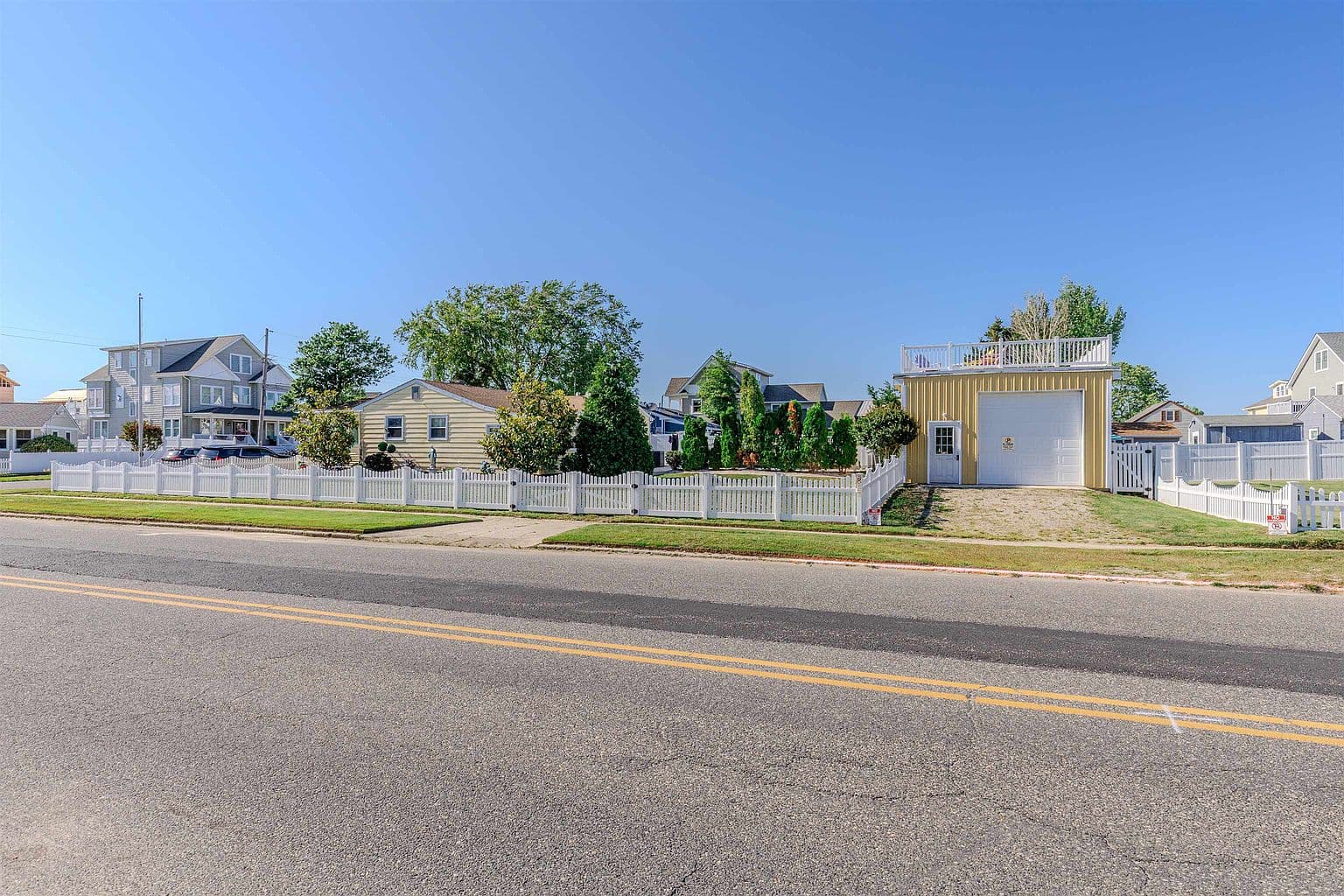 721 Atlantic Ave N - Image 3