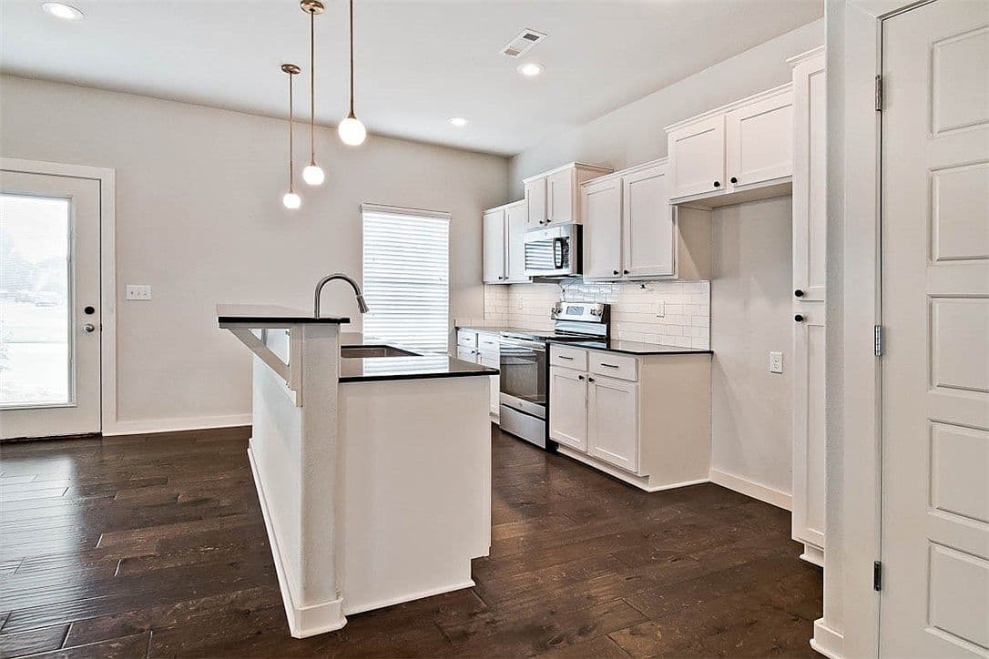3917 Sw Peachwood Dr — photo 6