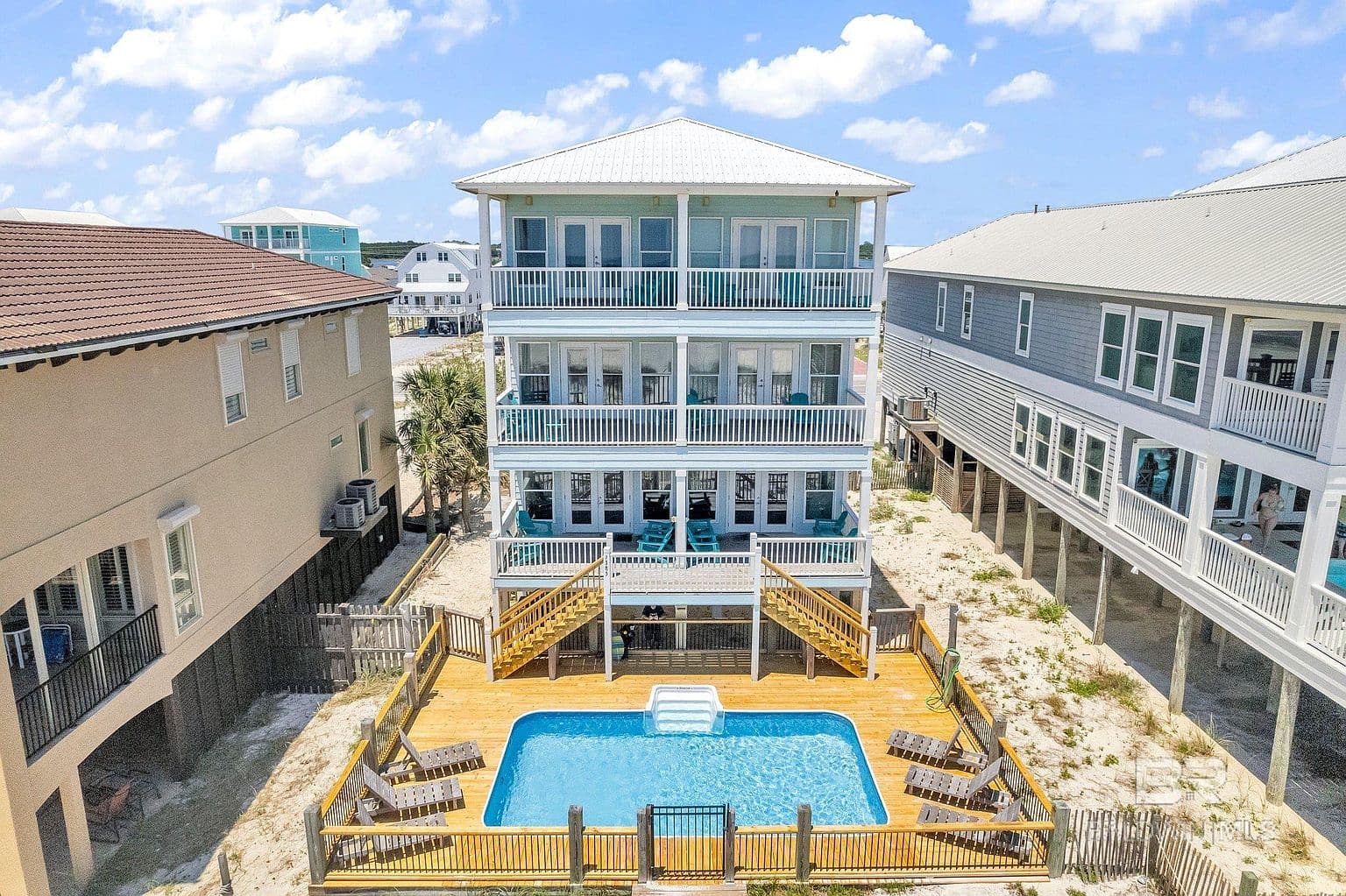 1385 W Beach Blvd