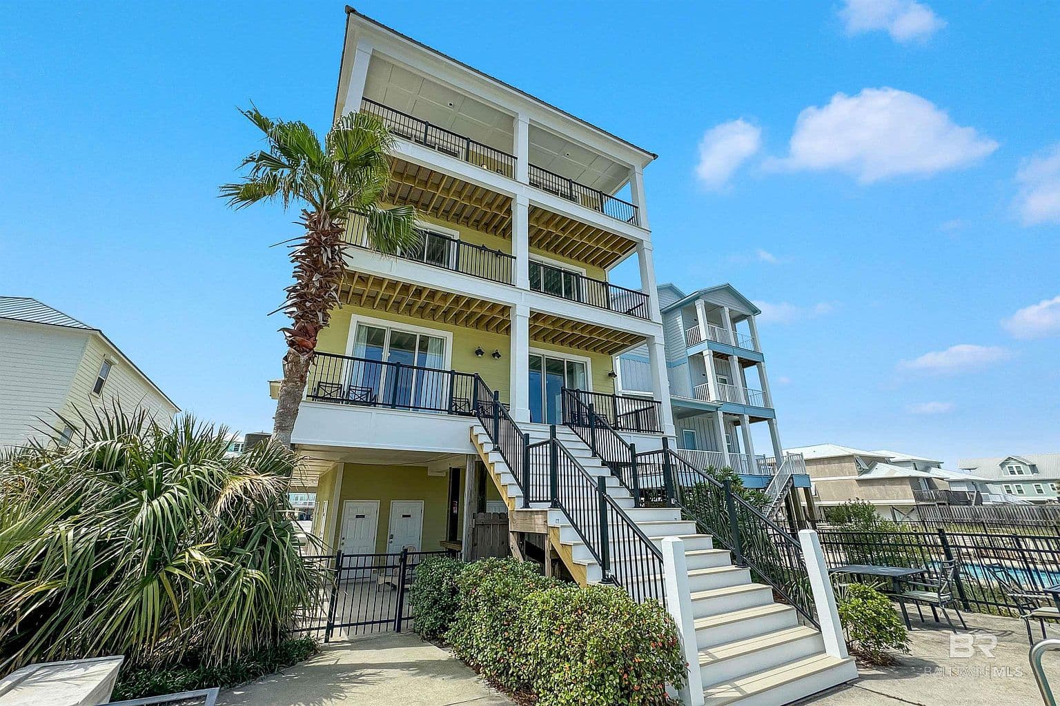 1440 W Beach Blvd - Image 2