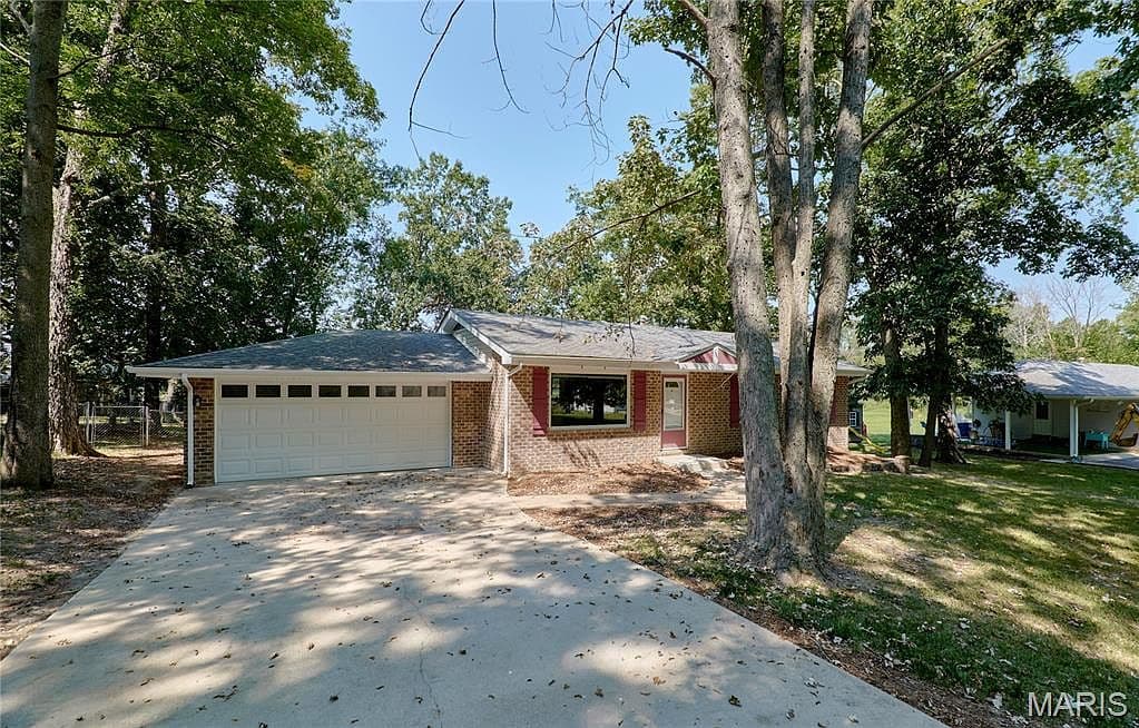 1397 Valli Ln - Image 3