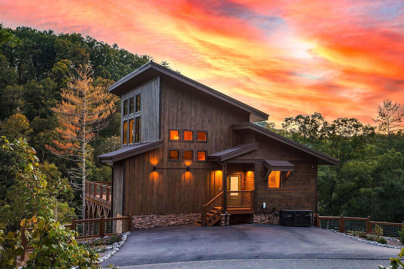 2139 Coopers Hawk Way