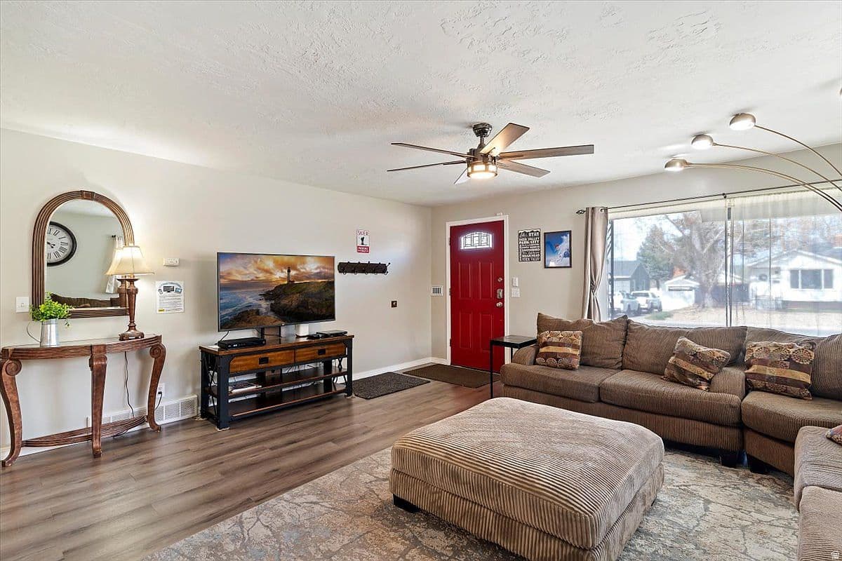 1057 E 3400 S - Image 3