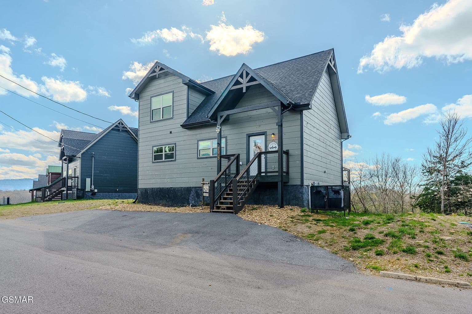2053 Eagle Feather Dr