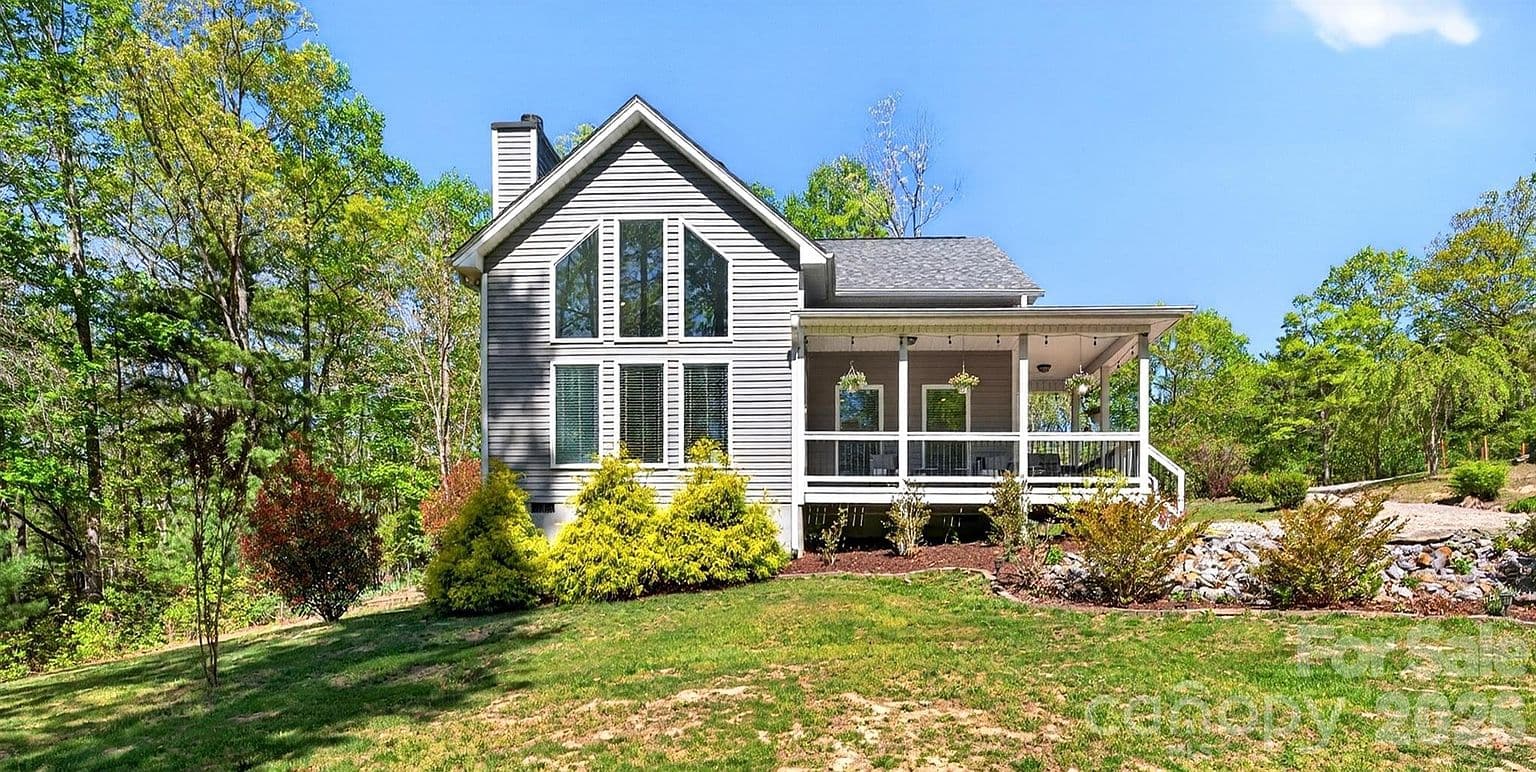 38 Pine Hill Rd