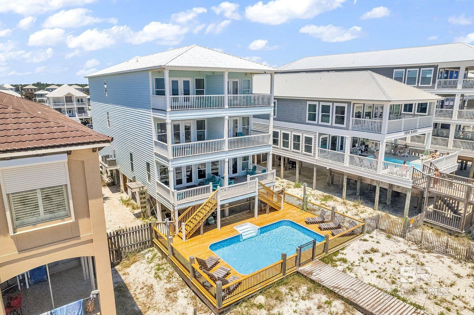 1385 W Beach Blvd - Image 2