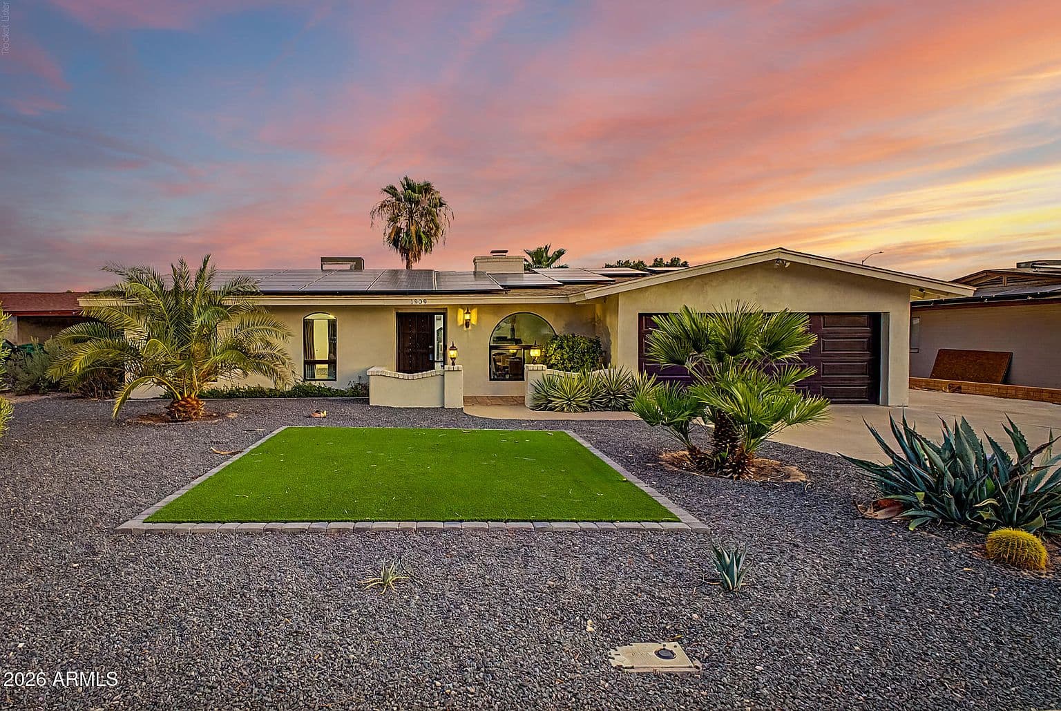 1909 E Inca Circle