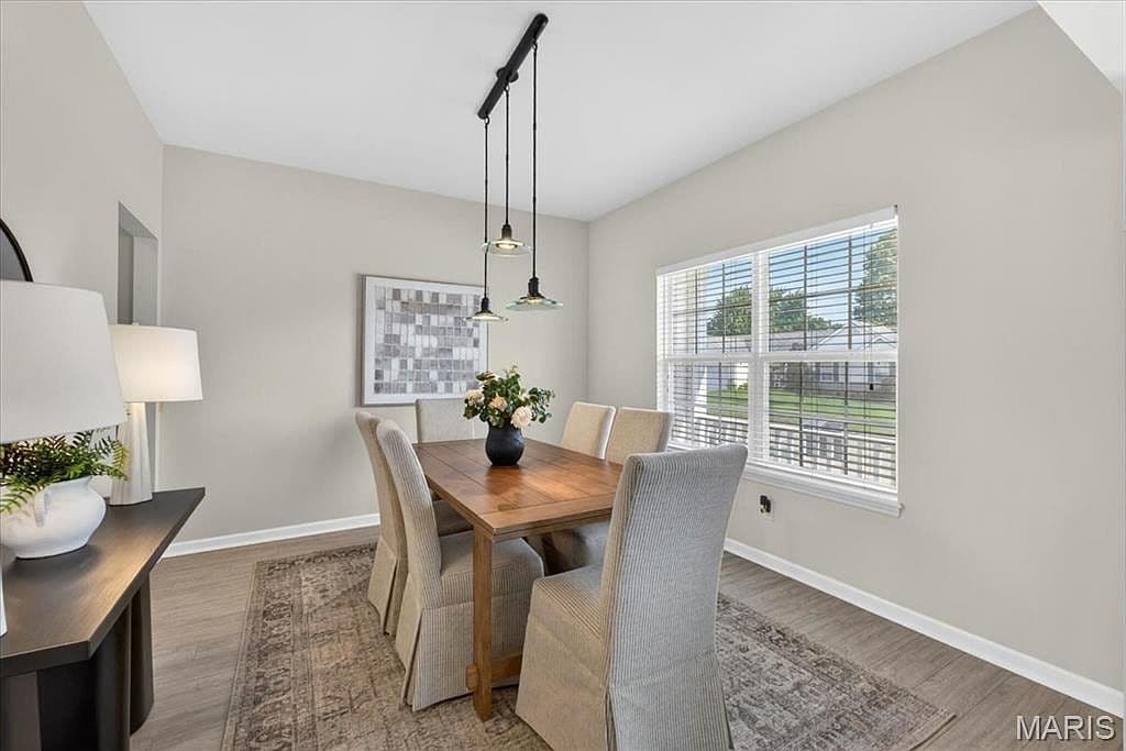 1435 Soaring Eagle Dr — photo 5