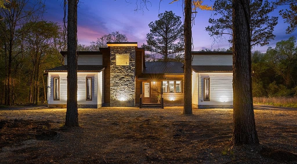 292 Xpress Ln