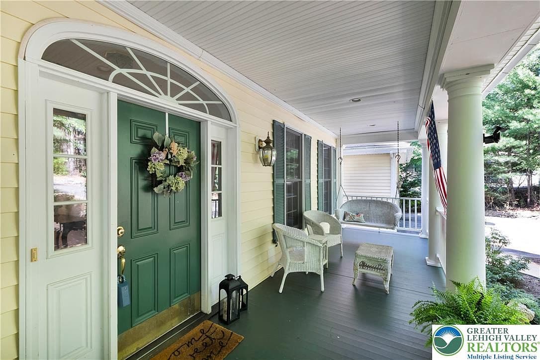 237 Eastshore Dr — photo 5