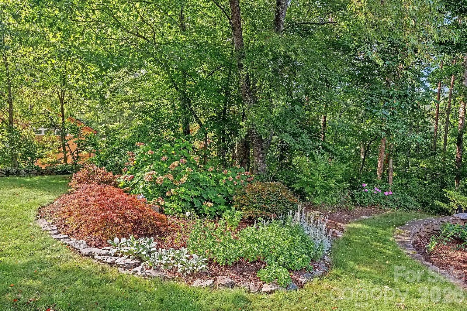 105 Welwyn Ln — photo 5