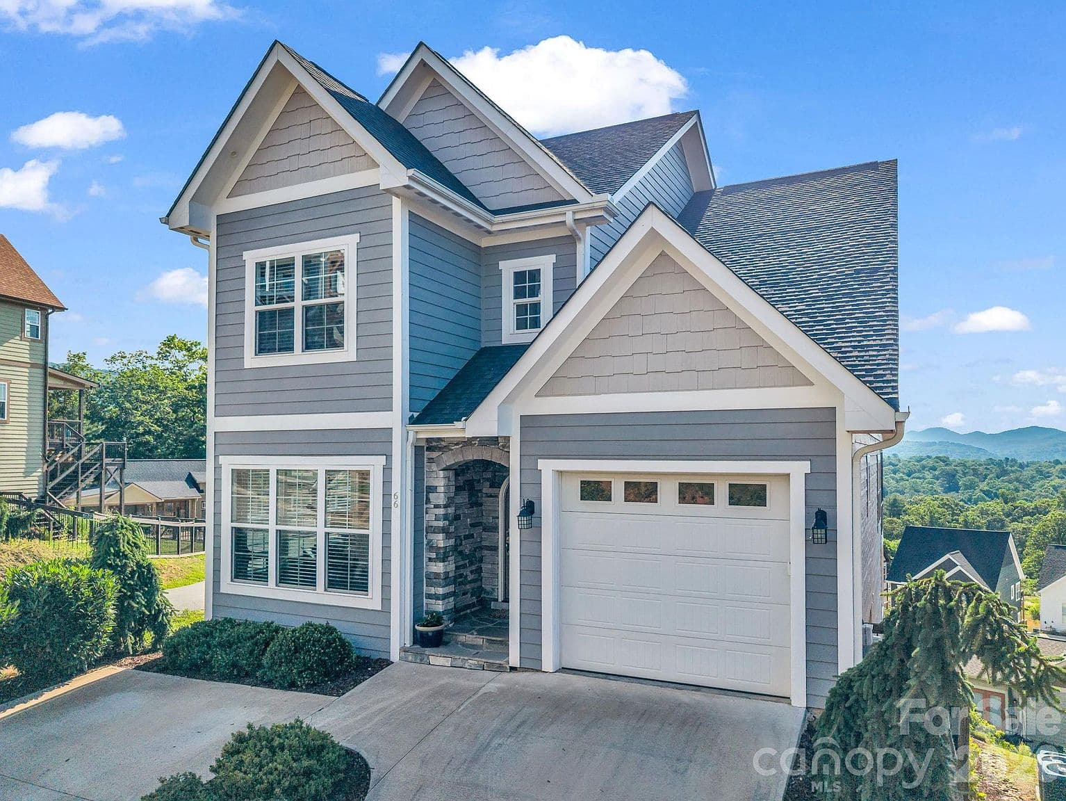 66 Tudor Way
