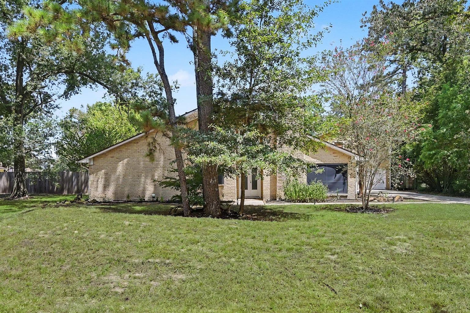 2407 Fawnwood Ln - Image 3