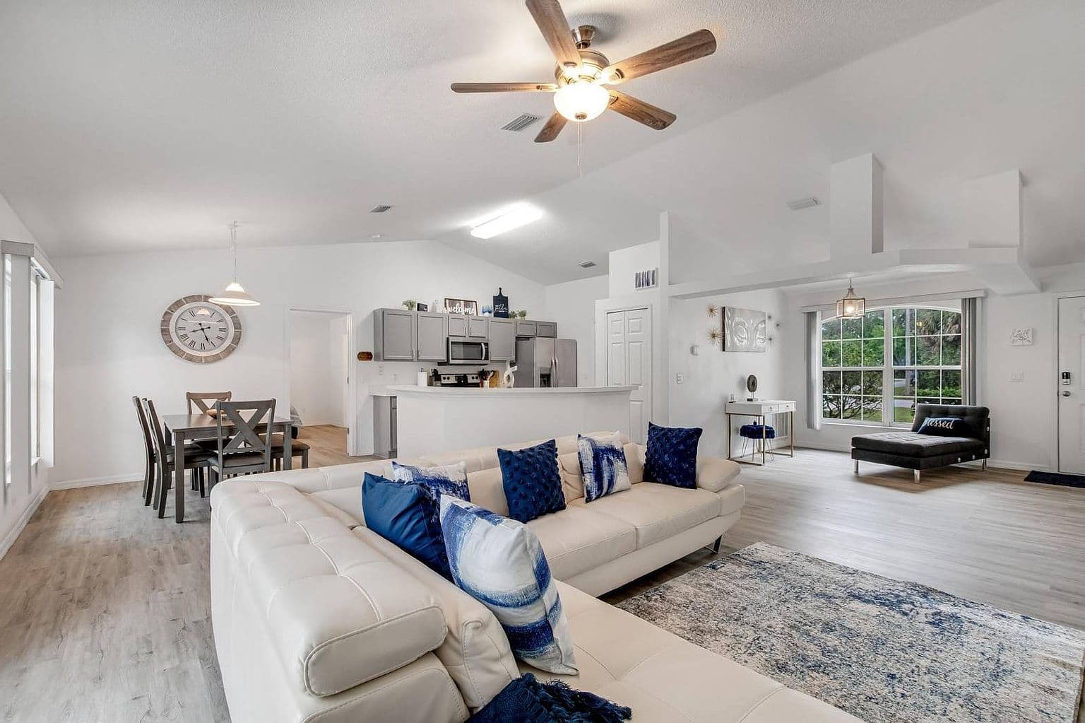 54 Baltimore Ln - Image 3