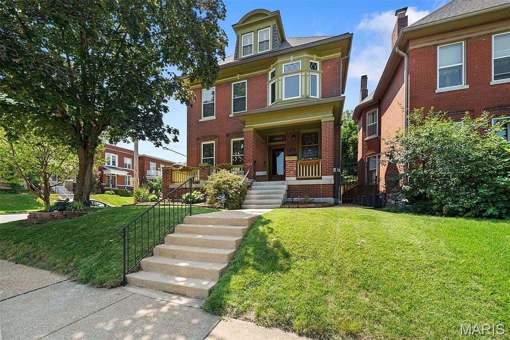3500 Victor St