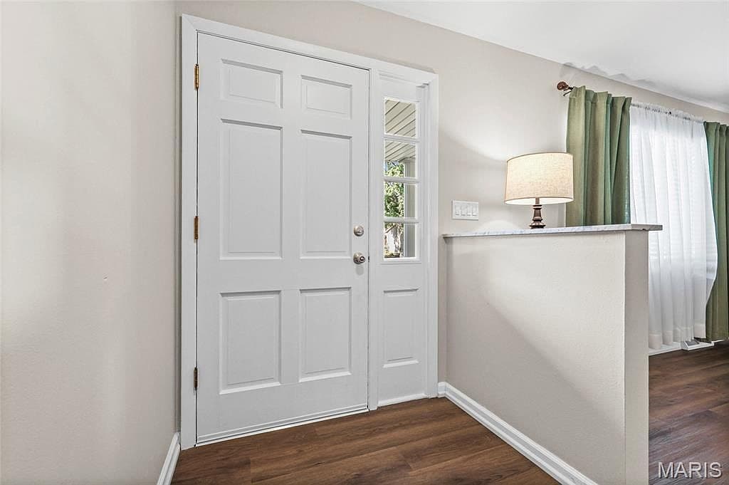 735 Montbrook Dr — photo 6