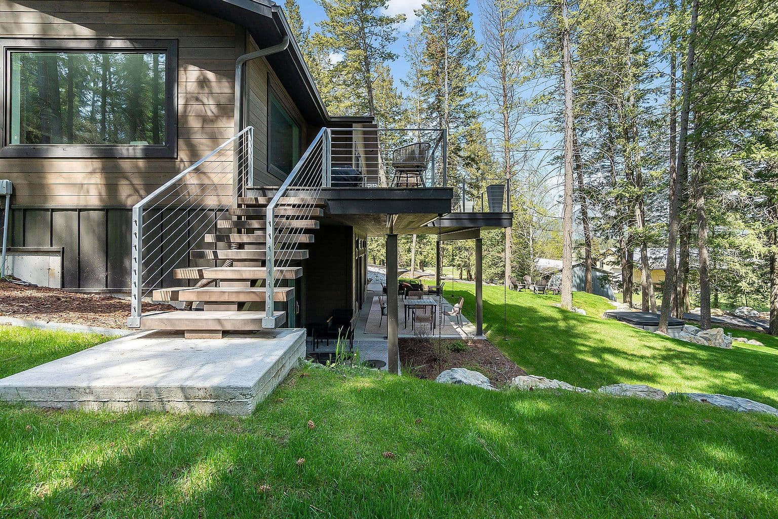 1100 Mooring Rd - Image 2