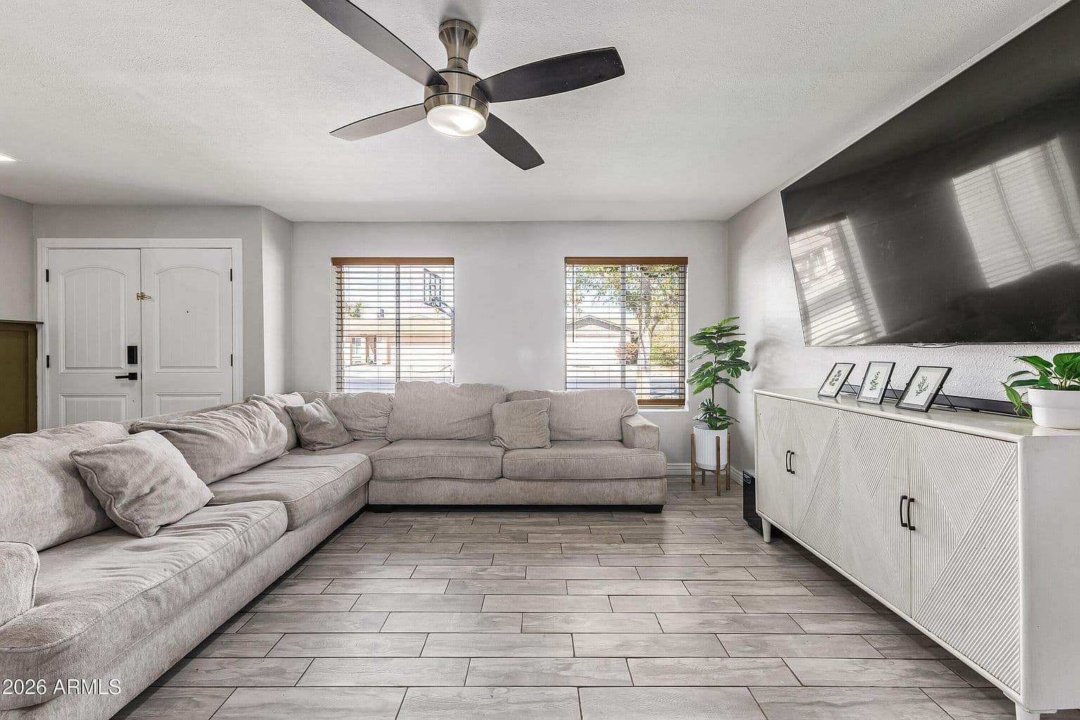 535 W Pantera Avenue — photo 6