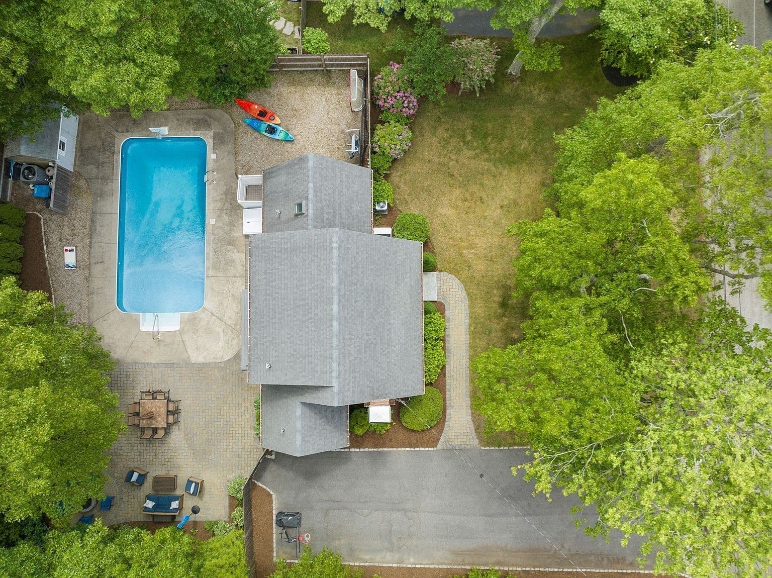 24 E Harbor Dr - Image 3
