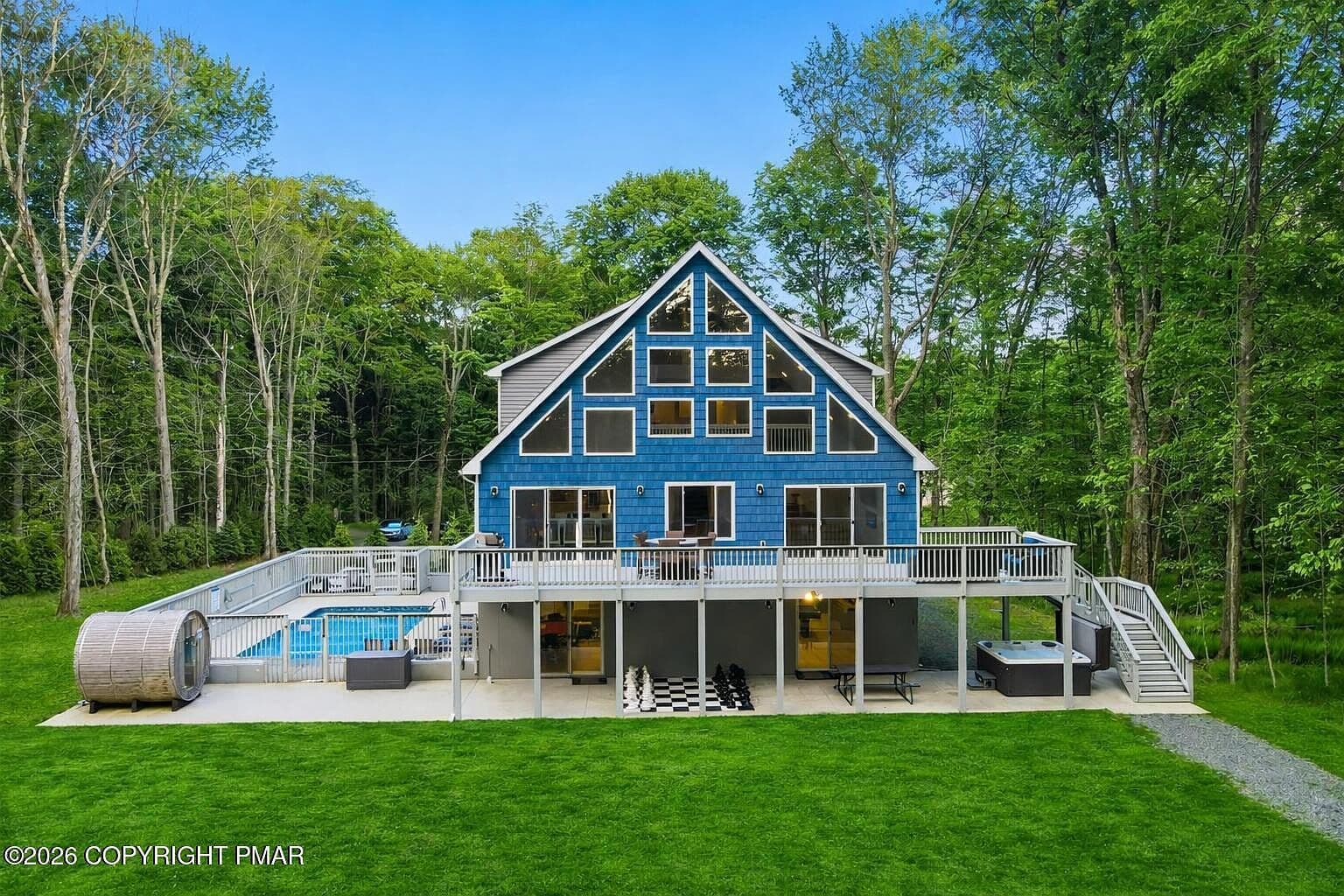 159 Robyn Ln