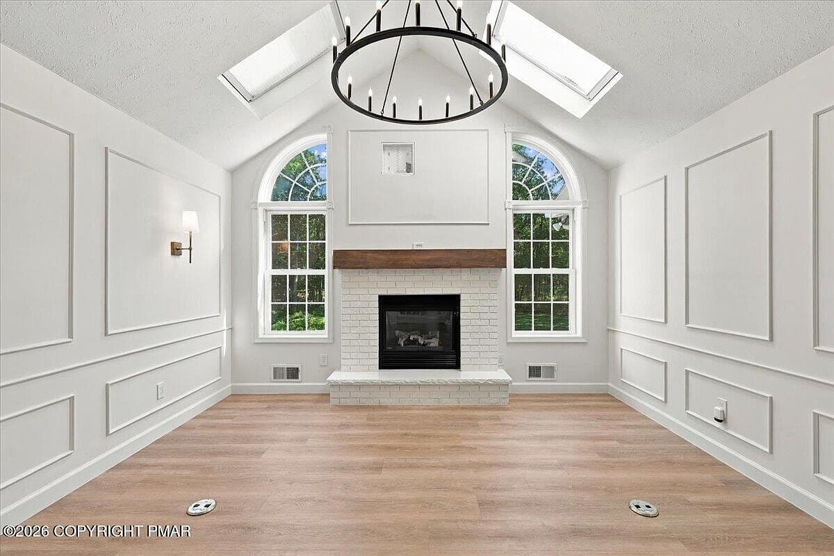 5190 White Birch Dr - Image 2