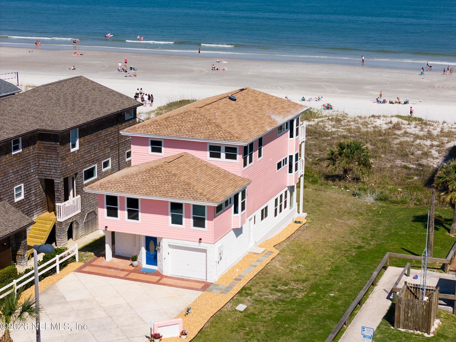 11 19th Avenue N - Image 2