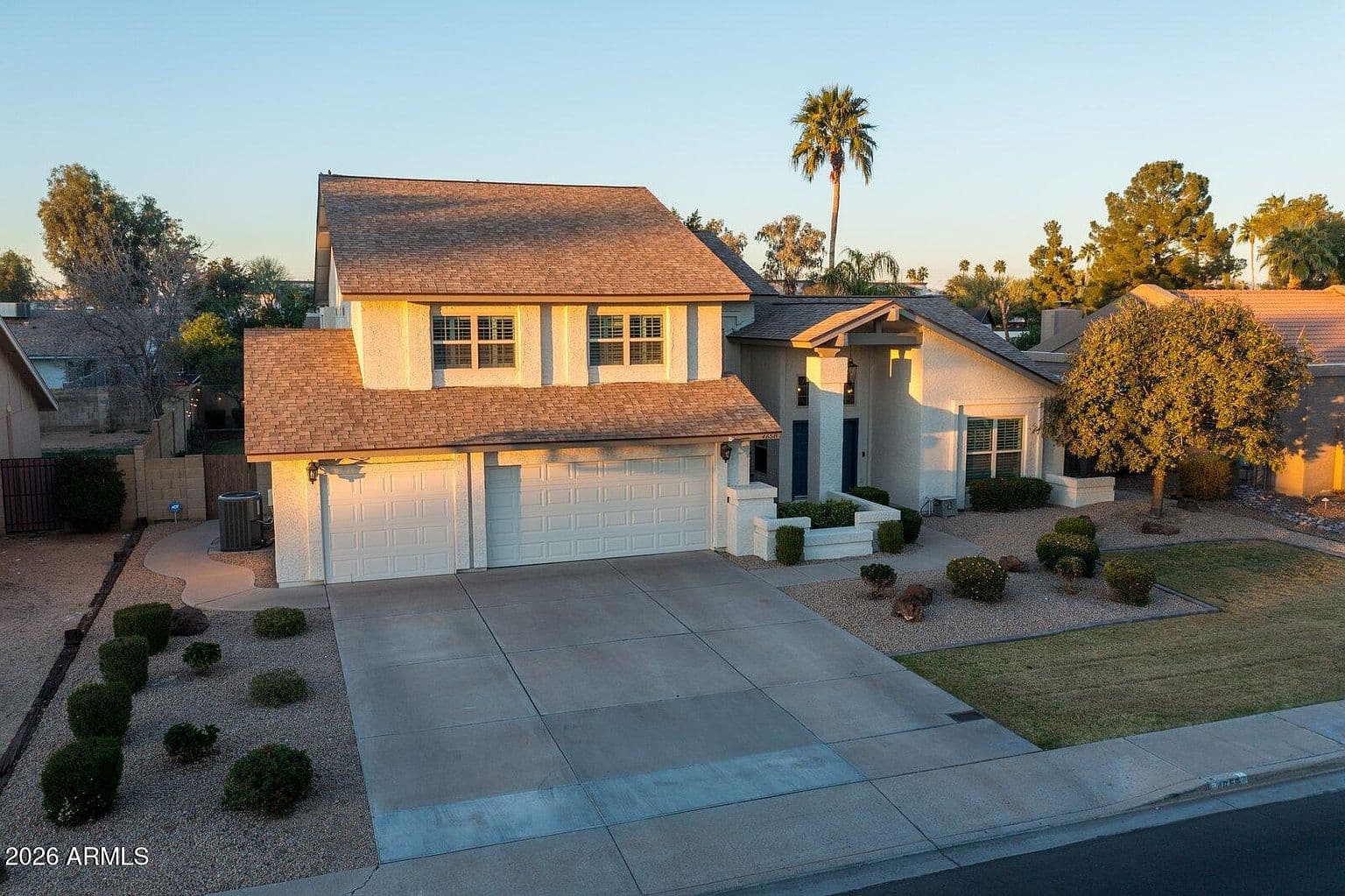 4658 E Kings Avenue - Image 2