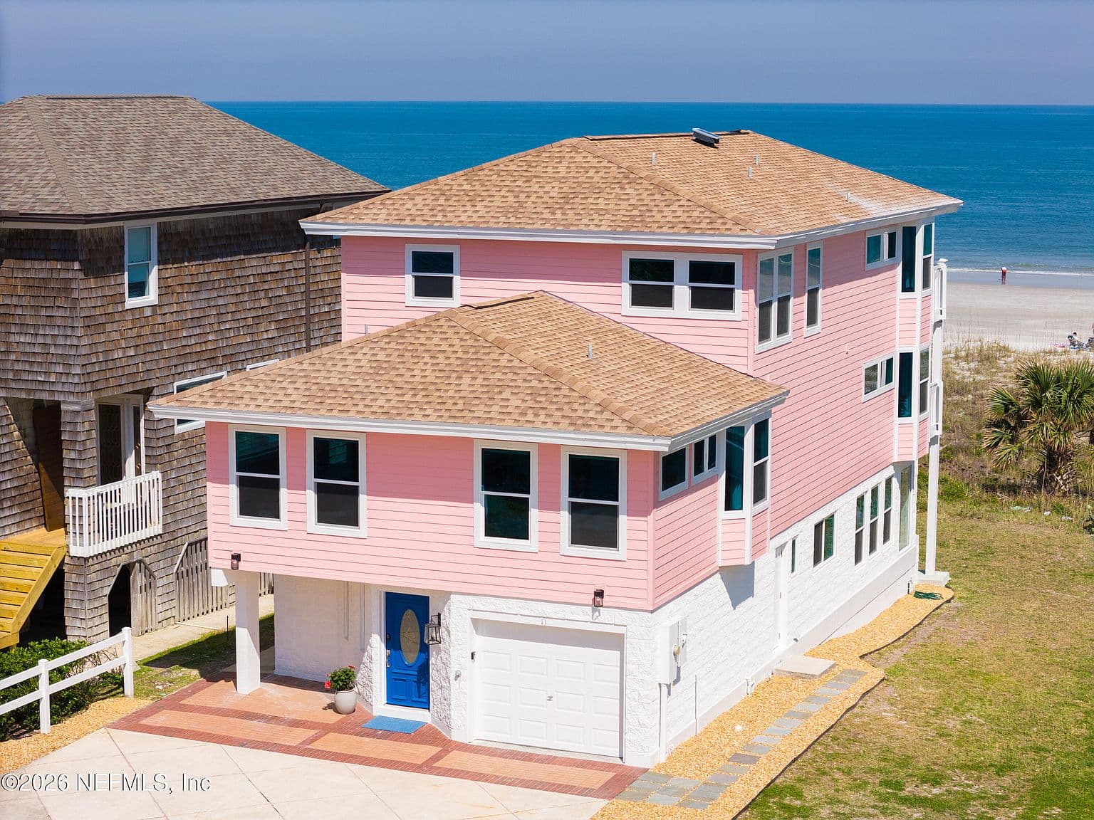 11 19th Avenue N