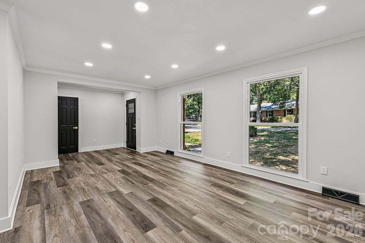 4908 Zephyr Ln — photo 5