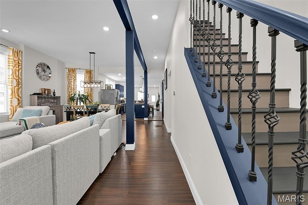 4033 Cleveland Ave - Image 3