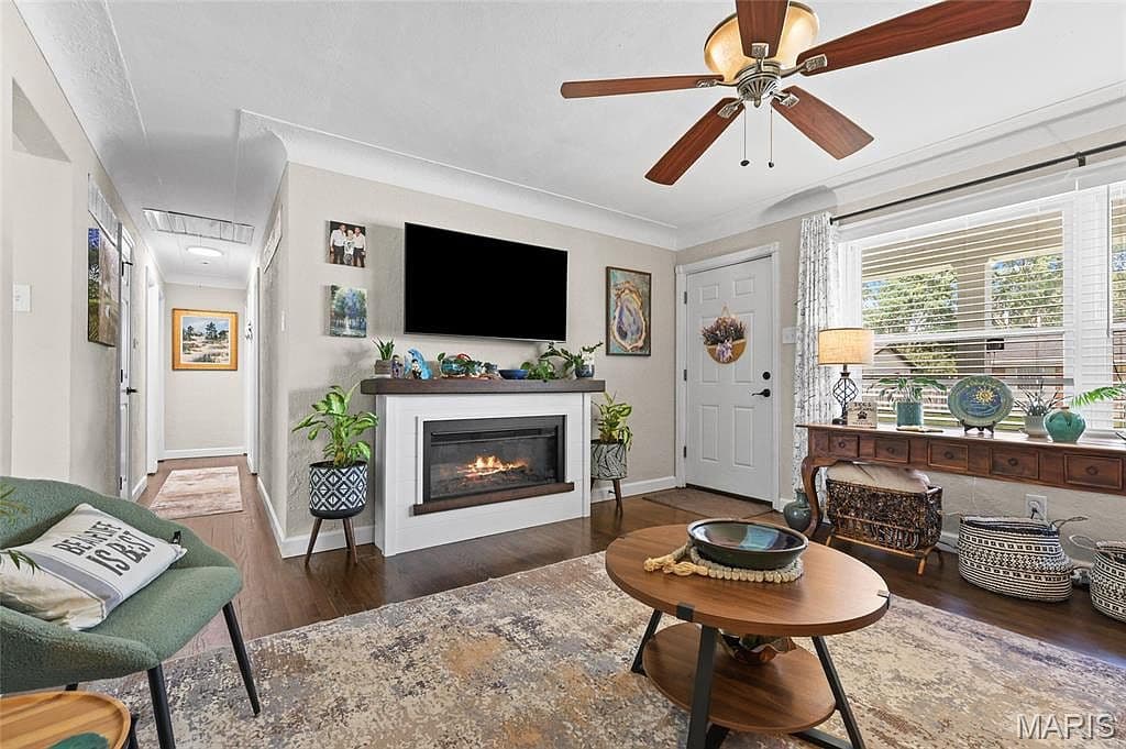 22 Saint Mark Dr - Image 3