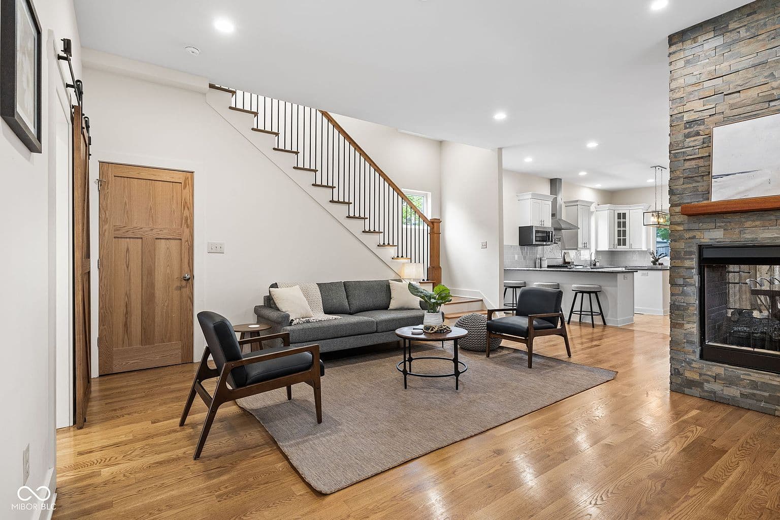 1202 Fletcher Ave - Image 3
