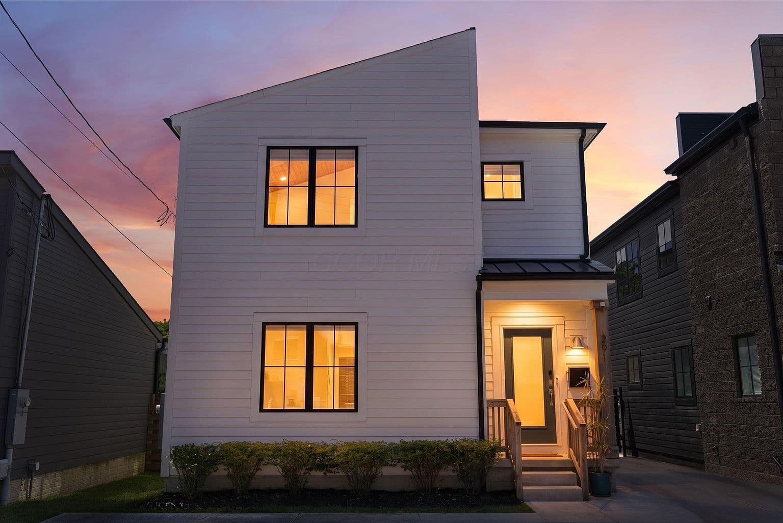 291 E Greenwood Ave