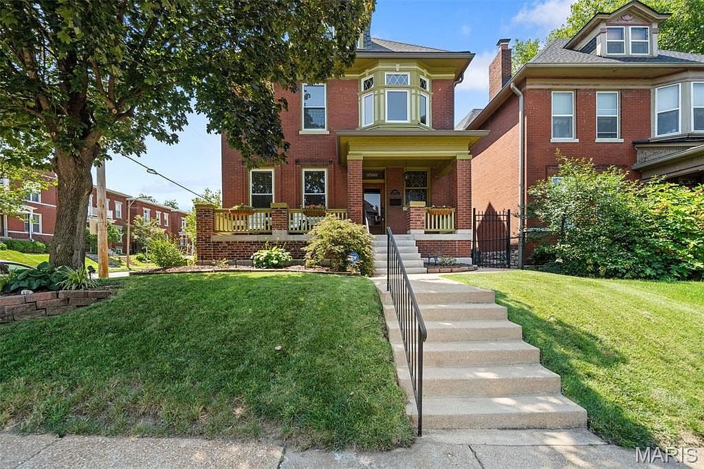 3500 Victor St - Image 2